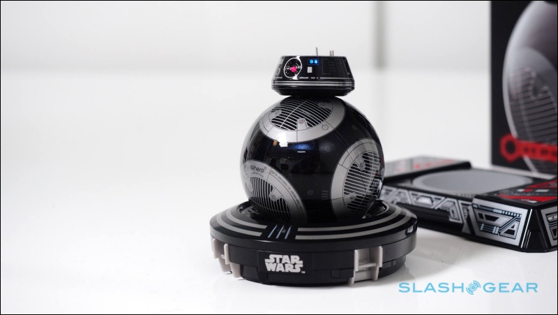 抓緊星戰新電影商機,Sphero 重推 R2-D2 並帶來新電影中的機器人 BB-9E - 電腦王阿達 抓緊星戰新電影商機,Sphero 重推 R2-D2 並帶來新電影中的機器人 BB-9E - 電腦王阿達