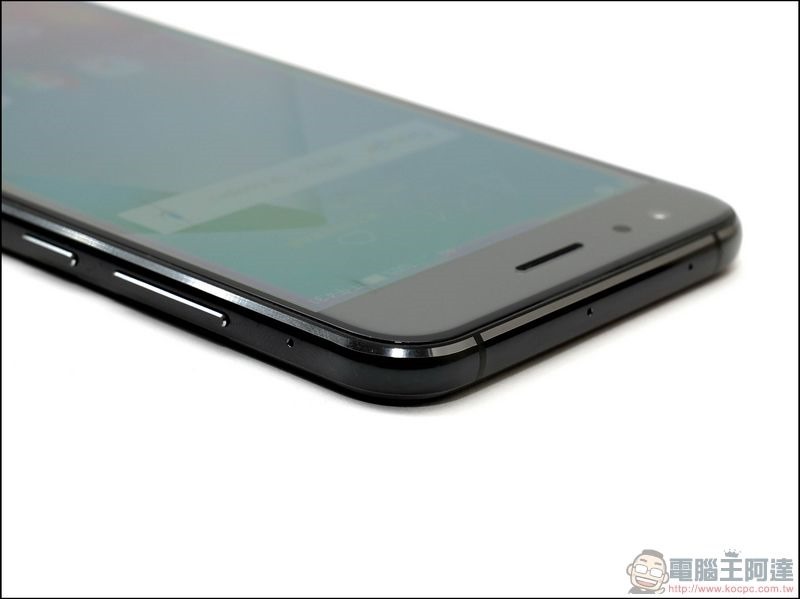 ASUS ZenFone4 Pro 開箱 -12 ASUS ZenFone4 Pro 開箱 -12