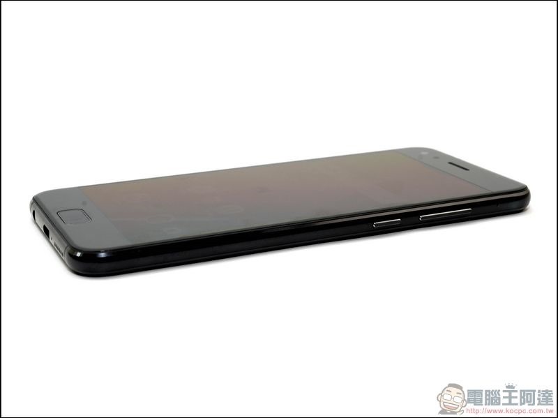 ASUS ZenFone4 Pro 開箱 -14 ASUS ZenFone4 Pro 開箱 -14