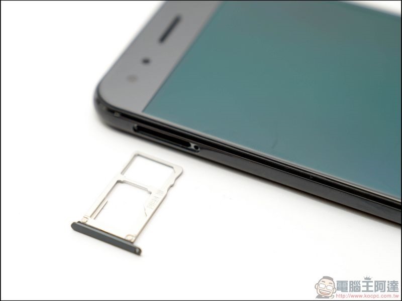 ASUS ZenFone4 Pro 開箱 -16 ASUS ZenFone4 Pro 開箱 -16