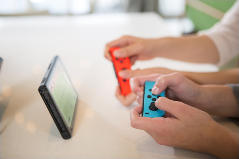 Nintendo Switch 七、八月 銷售量表現 甚佳，單月銷售量甚至力壓 PS4 - 電腦王阿達