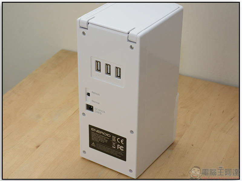 ENEROID Deluxe EN20B EN20D 自動充電塔開箱,電池丟進去就充飽 - 電腦王阿達 ENEROID Deluxe EN20B EN20D 自動充電塔開箱,電池丟進去就充飽 - 電腦王阿達