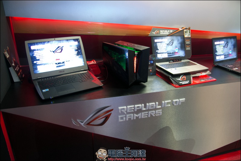 前進吉隆坡最大電腦賣場 Plaza Low Yat,首家 華碩 ROG 專賣店 採訪 - 電腦王阿達 前進吉隆坡最大電腦賣場 Plaza Low Yat,首家 華碩 ROG 專賣店 採訪 - 電腦王阿達