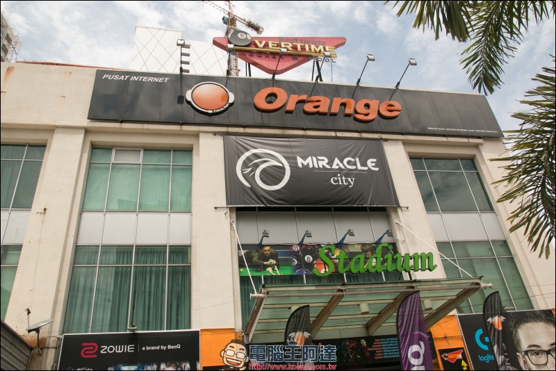 吉隆坡電競玩家都在哪打電動?連鎖網咖旗艦店 Orange Esport Stadium 訪談 - 電腦王阿達 吉隆坡電競玩家都在哪打電動?連鎖網咖旗艦店 Orange Esport Stadium 訪談 - 電腦王阿達