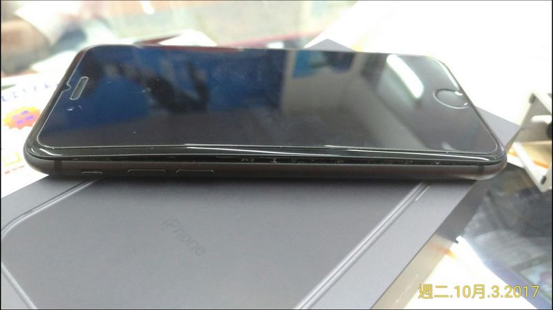 iPhone 8 Plus 電池膨脹 全球連環爆,就連剛開箱的新機也發胖 - 電腦王阿達 iPhone 8 Plus 電池膨脹 全球連環爆,就連剛開箱的新機也發胖 - 電腦王阿達