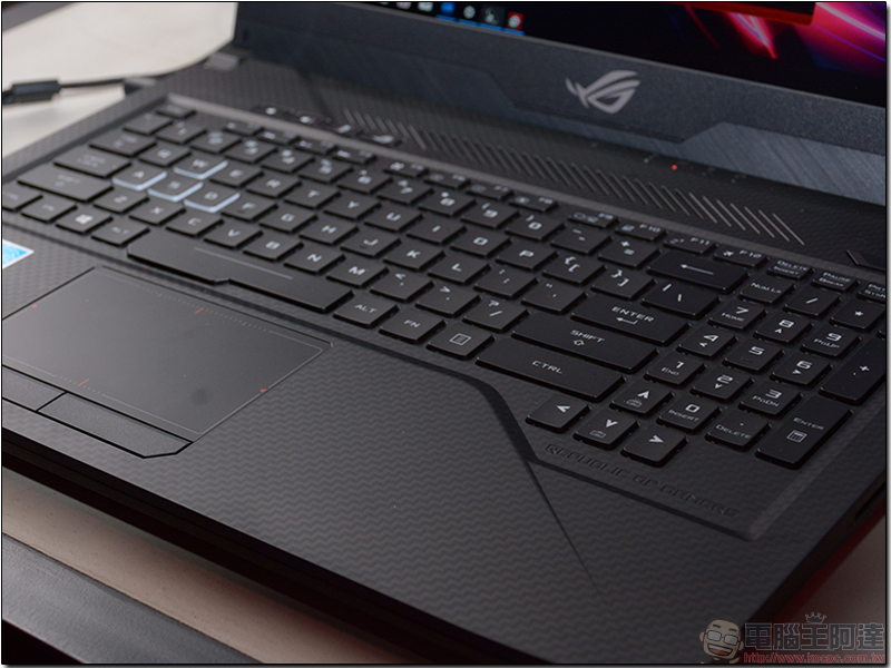ASUS ROG Chimera 、 Strix SCAR 、 Hero 三款電競筆電磅礴登場 - 電腦王阿達 ASUS ROG Chimera 、 Strix SCAR 、 Hero 三款電競筆電磅礴登場 - 電腦王阿達
