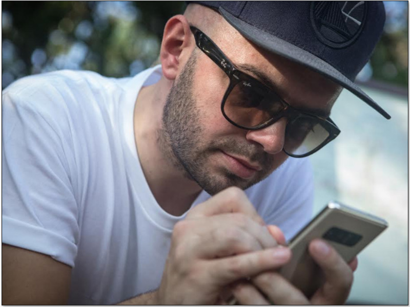 Samsung 邀來國際插畫家 Dan Woodger ,以 Samsung Galaxy Note 8 結合台北知名地標創作逗趣作品 - 電腦王阿達 Samsung 邀來國際插畫家 Dan Woodger ,以 Samsung Galaxy Note 8 結合台北知名地標創作逗趣作品 - 電腦王阿達