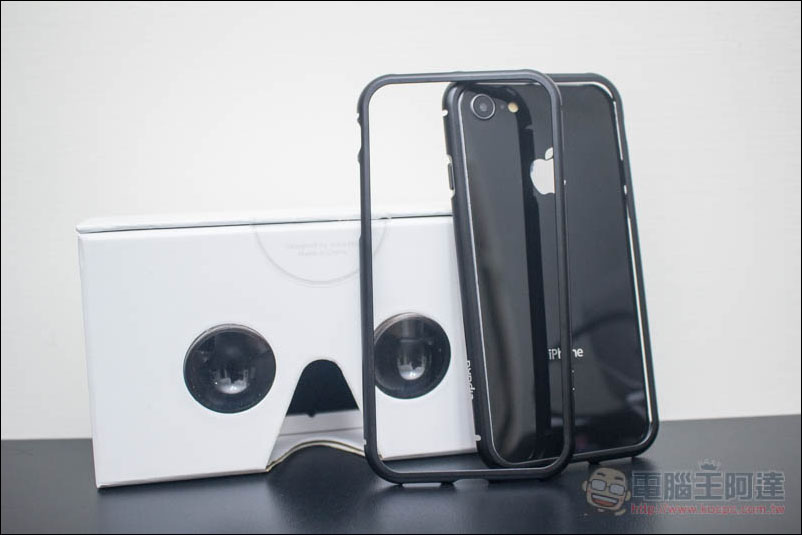Elpaka iPhone 8/8 Plus 磁吸與玻璃金屬保護殼開箱推薦 相容 7/7Plus、iPhone X 即將登場 - 電腦王阿達 Elpaka iPhone 8/8 Plus 磁吸與玻璃金屬保護殼開箱推薦 相容 7/7Plus、iPhone X 即將登場 - 電腦王阿達