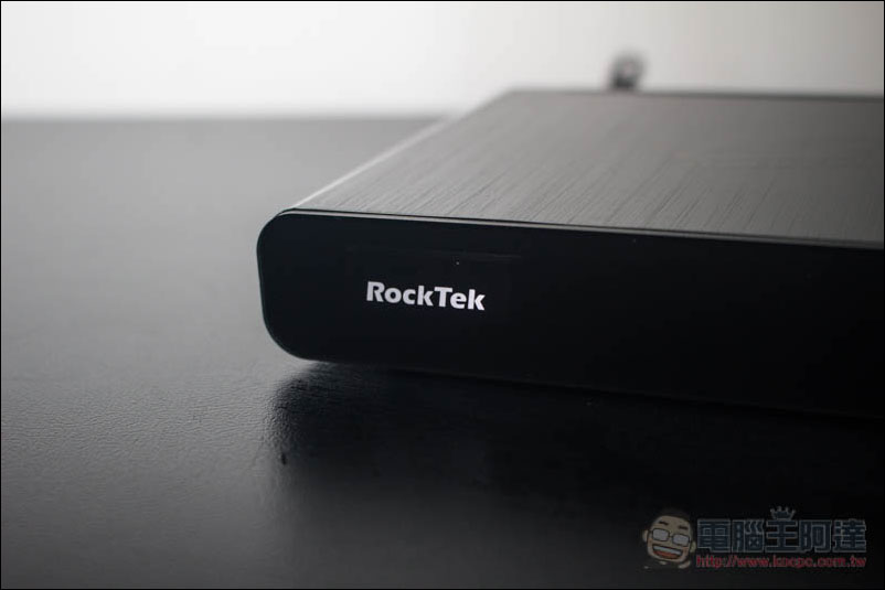 支援中文AI語音操作 RockTek X5 4KHDR 旗艦電視盒開箱評測 影音與遊戲一次滿足 - 電腦王阿達 支援中文AI語音操作 RockTek X5 4KHDR 旗艦電視盒開箱評測 影音與遊戲一次滿足 - 電腦王阿達