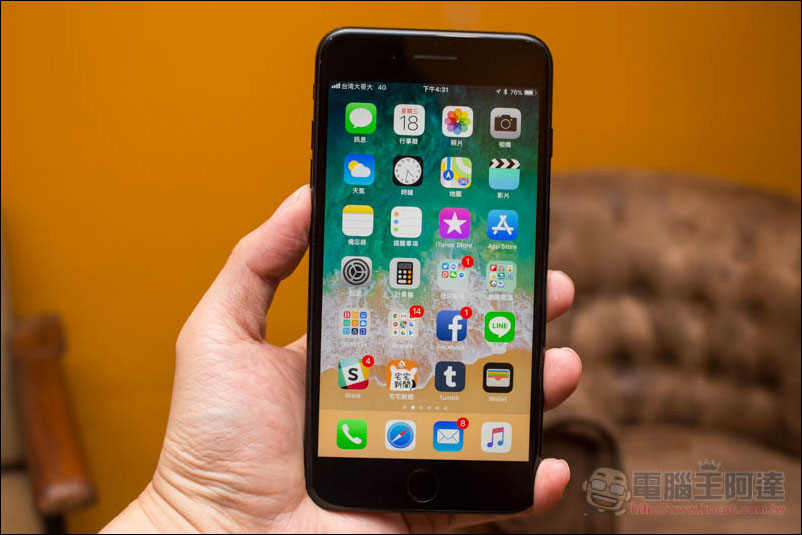 Elpaka iPhone 8/8 Plus 磁吸與玻璃金屬保護殼開箱推薦 相容 7/7Plus、iPhone X 即將登場 - 電腦王阿達 Elpaka iPhone 8/8 Plus 磁吸與玻璃金屬保護殼開箱推薦 相容 7/7Plus、iPhone X 即將登場 - 電腦王阿達