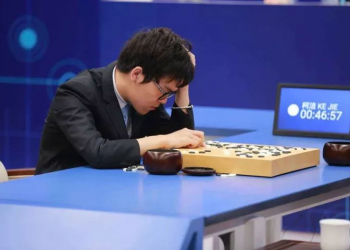 AlphaGo 快速迭代背後隱藏的究竟是什麼力量？