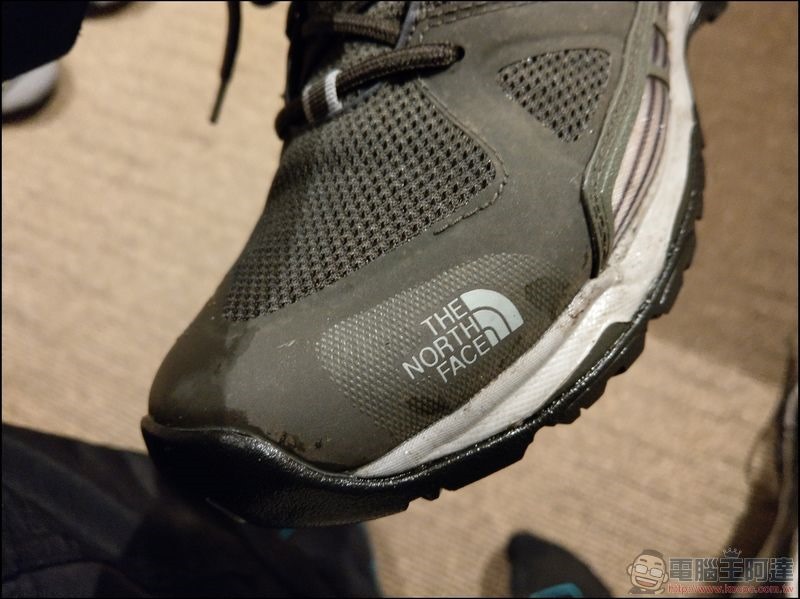 The North Face 防水登山徒步鞋 2VV6ZGK -08 The North Face 防水登山徒步鞋 2VV6ZGK -08