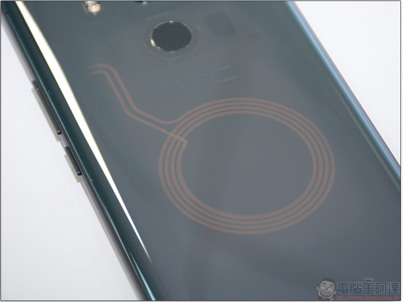 下半年旗艦 HTC U11+ 動手玩,Edge Sense 握壓功能大躍進 - 電腦王阿達 下半年旗艦 HTC U11+ 動手玩,Edge Sense 握壓功能大躍進 - 電腦王阿達