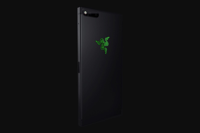 razer-phone-gallery-1500x1000-15.jpg Razer phone gallery 1500x1000 15