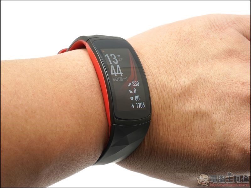 Gear Fit2 Pro 開箱 -39 Gear Fit2 Pro 開箱 -39