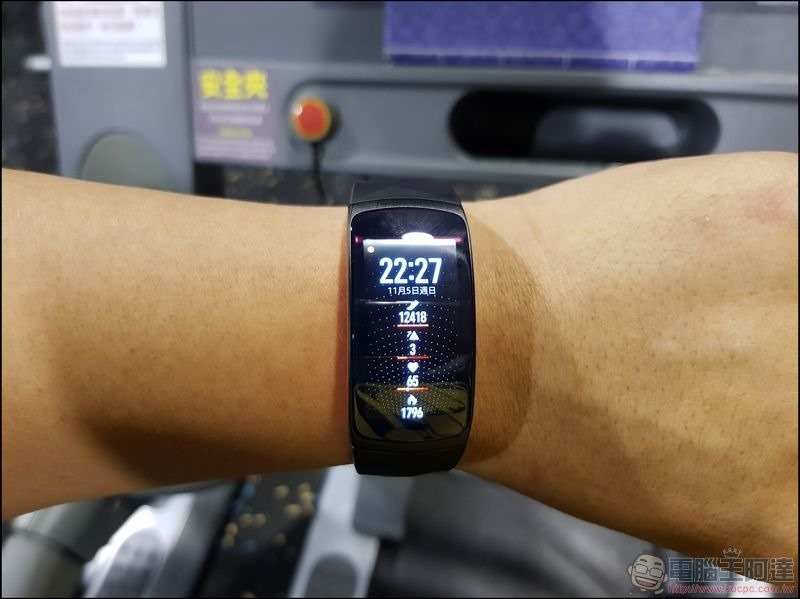 Gear Fit2 Pro 開箱 -53 Gear Fit2 Pro 開箱 -53