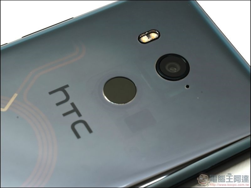 HTC U11+ 透明黑 開箱 -11