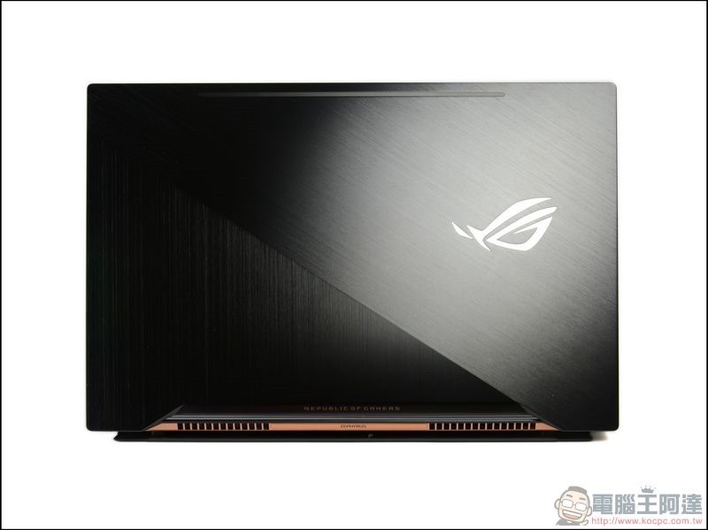 ROG Zephyrus GX501 開箱 -01 ROG Zephyrus GX501 開箱 -01