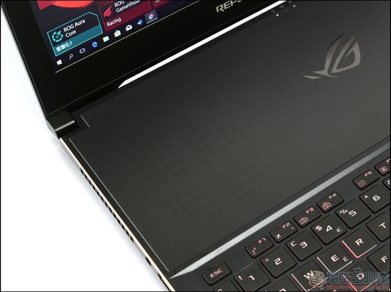 ROG Zephyrus GX501 開箱 -12 ROG Zephyrus GX501 開箱 -12