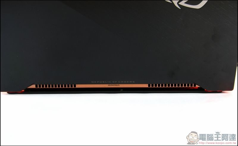 ROG Zephyrus GX501 開箱 -25 ROG Zephyrus GX501 開箱 -25