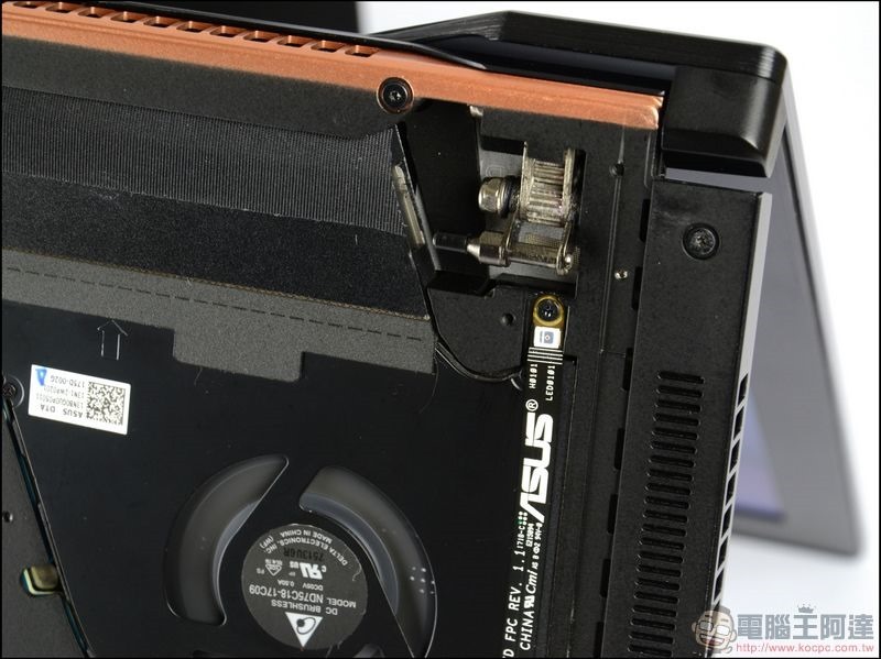 ROG Zephyrus GX501 開箱 -29 ROG Zephyrus GX501 開箱 -29