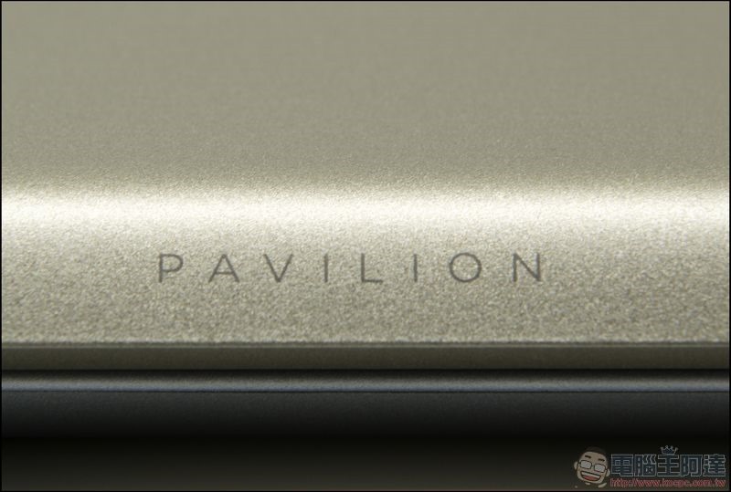 HP Pavilion 14-bf133TX 開箱 評測 - 01 HP Pavilion 14-bf133TX 開箱 評測 - 01