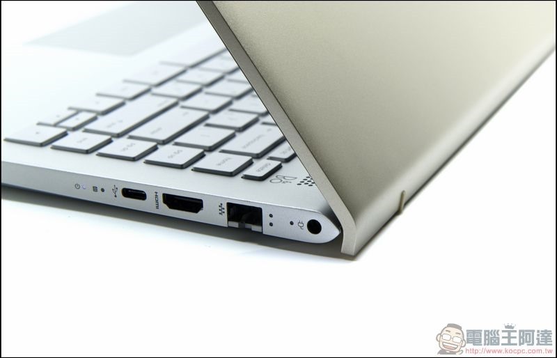 HP Pavilion 14-bf133TX 開箱 評測 - 02 HP Pavilion 14-bf133TX 開箱 評測 - 02