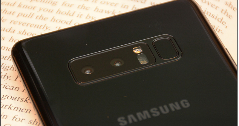 國外四款下半年話題旗艦手機 防手震錄影測試 ，Samsung Galaxy Note 8 大勝 - 電腦王阿達