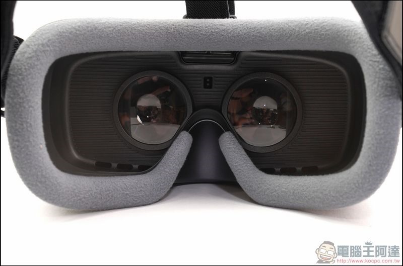 Gear VR 開箱 - 14