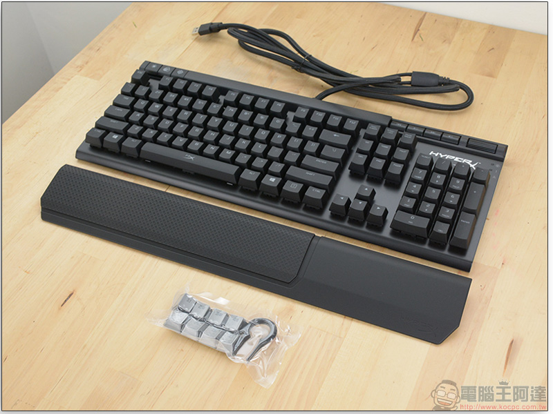 HyperX Alloy Elite機械式鍵盤 簡易開箱,遊戲與工作一鍵切換 - 電腦王阿達 HyperX Alloy Elite機械式鍵盤 簡易開箱,遊戲與工作一鍵切換 - 電腦王阿達