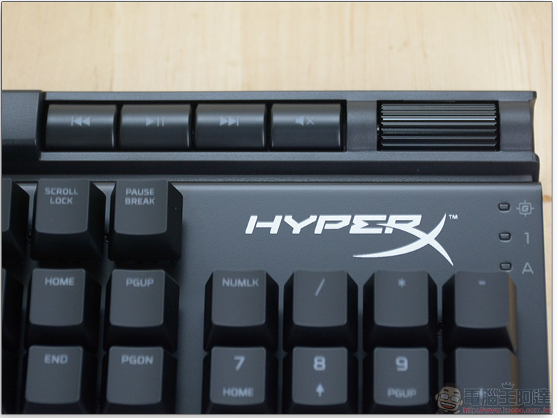 HyperX Alloy Elite機械式鍵盤 簡易開箱，遊戲與工作一鍵切換 - 電腦王阿達