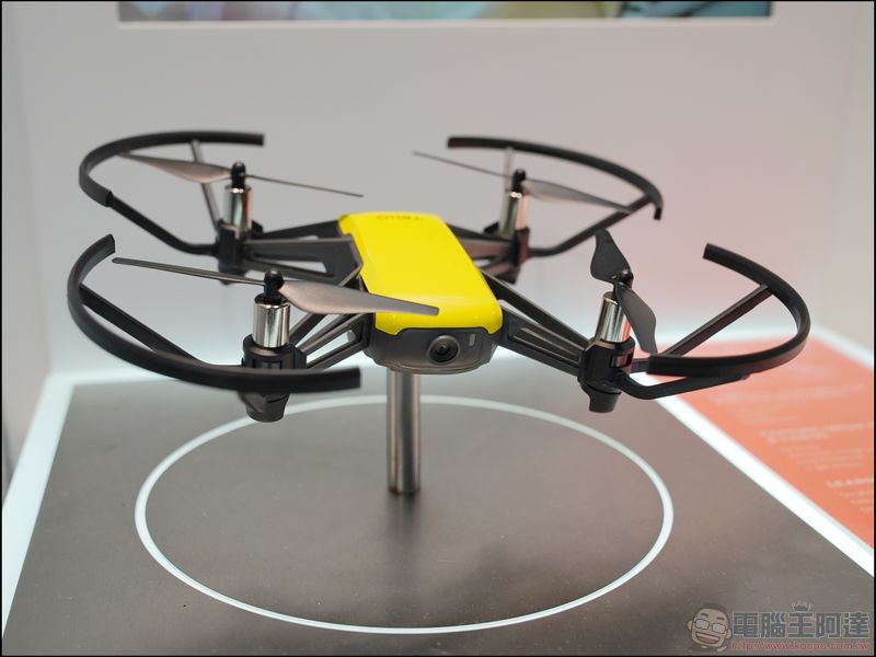[ CES2018 ] DJI Tello 最新小型空拍機登場 價格僅 3500 元 - 電腦王阿達