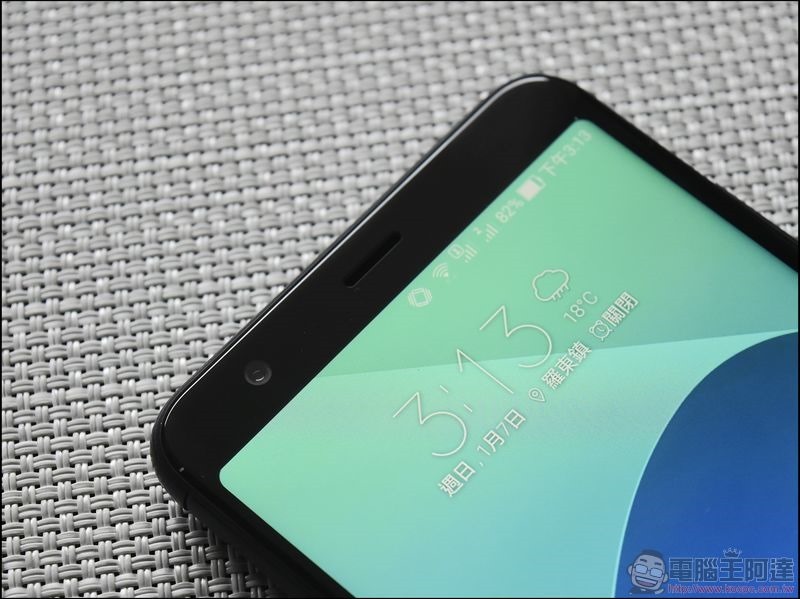ASUS ZenFone Max Plus (M1) 開箱 -04 ASUS ZenFone Max Plus (M1) 開箱 -04