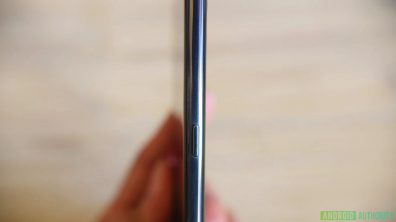 Huawei-P20-prototype-leak-1-840x472.jpg Huawei P20 prototype leak 1 840x472