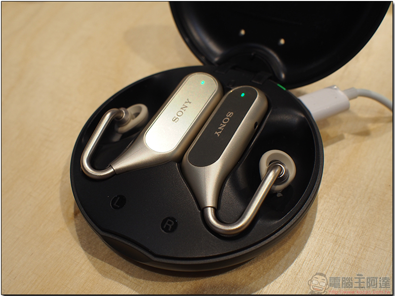Sony Xperia Ear Duo Sony Xperia Ear Duo