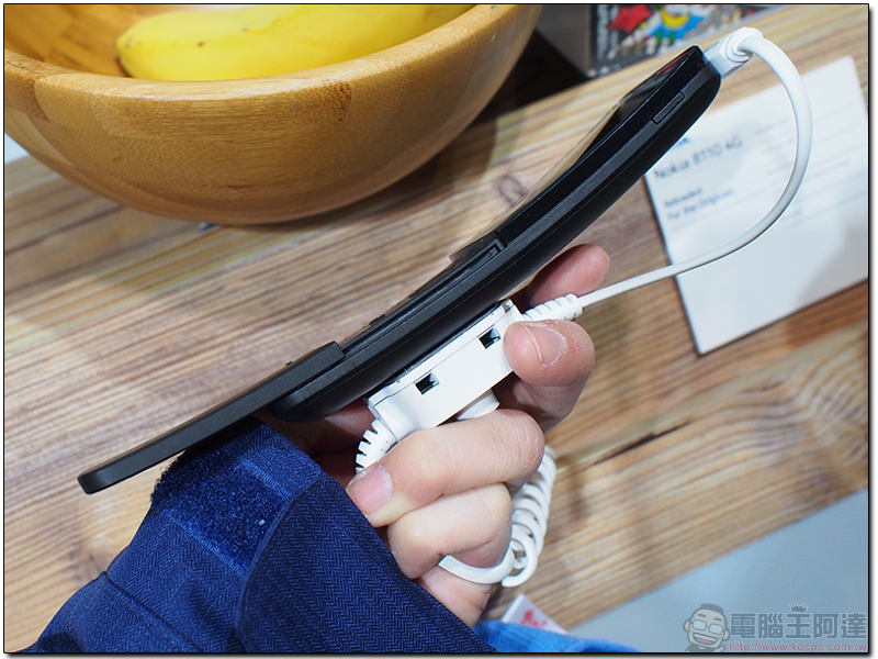「 香蕉機 」 Nokia 8110 4G 將在五月底於亞洲國家率先上市 - 電腦王阿達 「 香蕉機 」 Nokia 8110 4G 將在五月底於亞洲國家率先上市 - 電腦王阿達