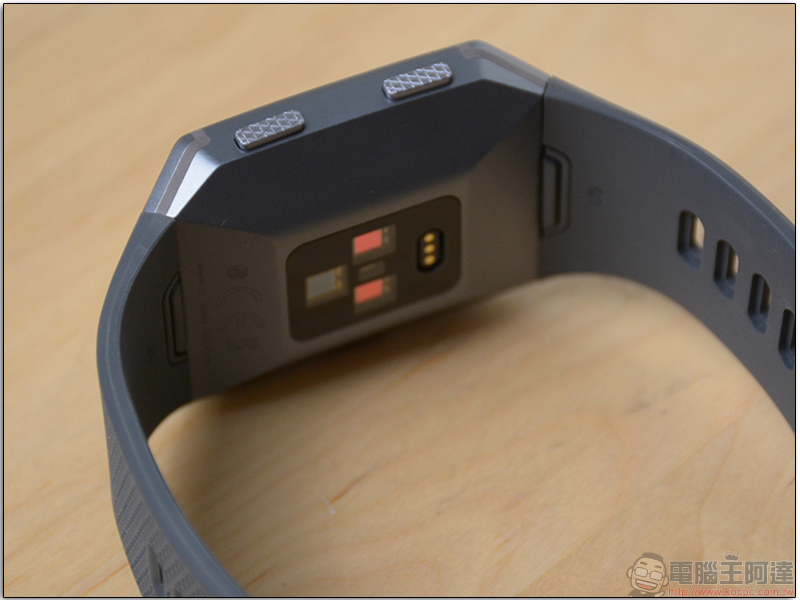Fitbit Ionic 開箱試用心得,裝進運動與各種實用功能的小幫手 - 電腦王阿達 Fitbit Ionic 開箱試用心得,裝進運動與各種實用功能的小幫手 - 電腦王阿達