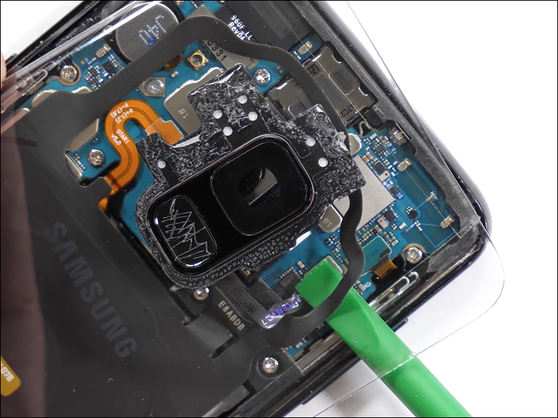 Samsung Galaxy S9 虐機二部曲:變身透明背蓋! - 電腦王阿達 Samsung Galaxy S9 虐機二部曲:變身透明背蓋! - 電腦王阿達