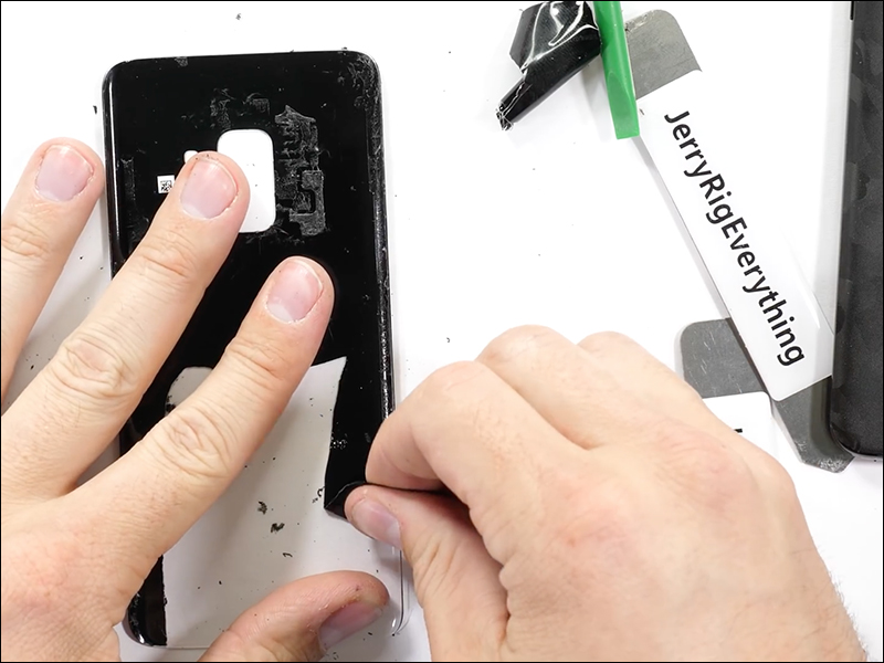 Samsung Galaxy S9 虐機二部曲:變身透明背蓋! - 電腦王阿達 Samsung Galaxy S9 虐機二部曲:變身透明背蓋! - 電腦王阿達