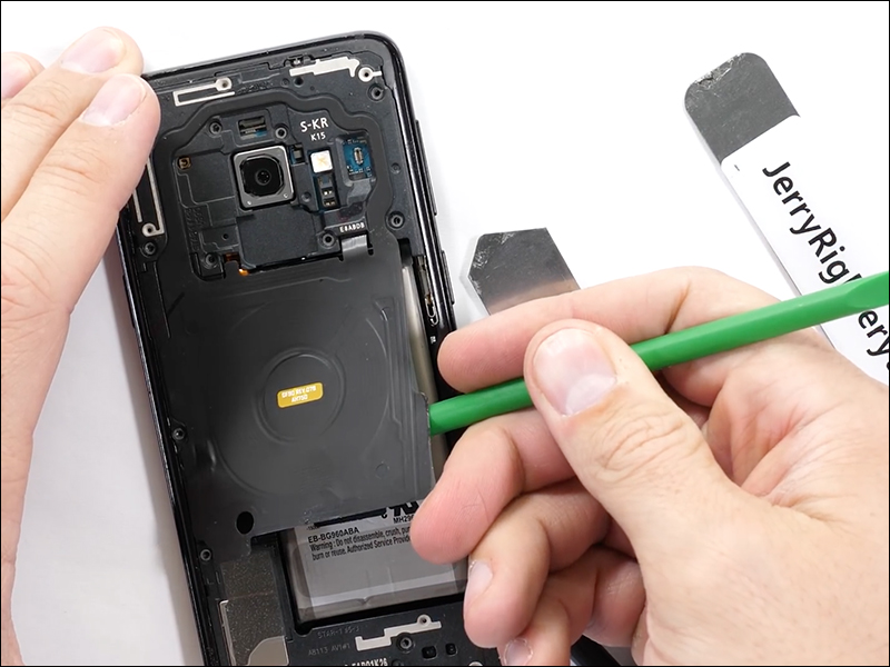 Samsung Galaxy S9 虐機二部曲:變身透明背蓋! - 電腦王阿達 Samsung Galaxy S9 虐機二部曲:變身透明背蓋! - 電腦王阿達