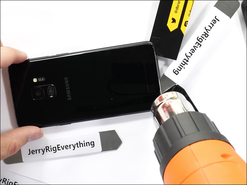 Samsung Galaxy S9 虐機二部曲:變身透明背蓋! - 電腦王阿達 Samsung Galaxy S9 虐機二部曲:變身透明背蓋! - 電腦王阿達
