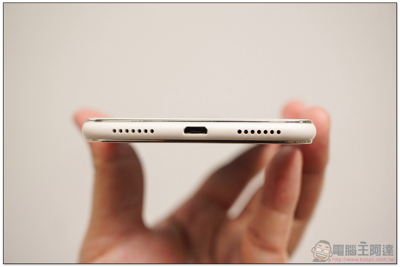 ASUS ZenFone 5Q 打頭陣 22 日在台上市,單機 NT$9,990(四鏡頭實拍體驗!) - 電腦王阿達 ASUS ZenFone 5Q 打頭陣 22 日在台上市,單機 NT$9,990(四鏡頭實拍體驗!) - 電腦王阿達