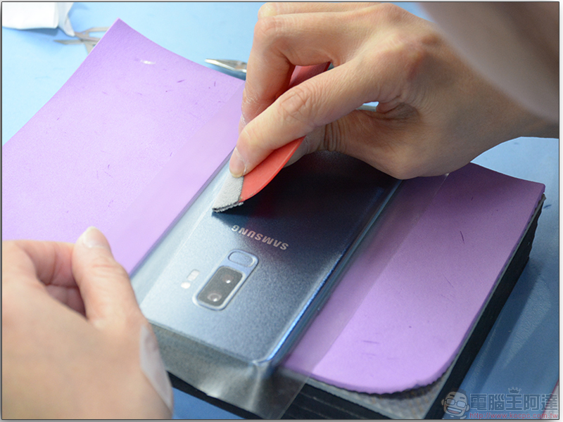 Samsung Galaxy S9+ 的呵護就交給 「 膜斯密碼 」全機包膜 + imos 螢幕保護貼 - 電腦王阿達