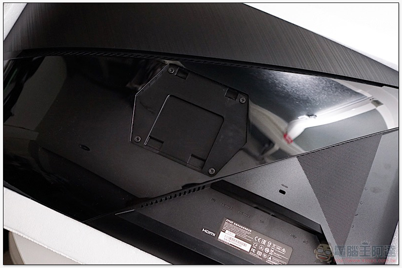 血「亮」條搭載! MSI Optix MPG27CQ 開箱 評測 - 電腦王阿達 血「亮」條搭載! MSI Optix MPG27CQ 開箱 評測 - 電腦王阿達