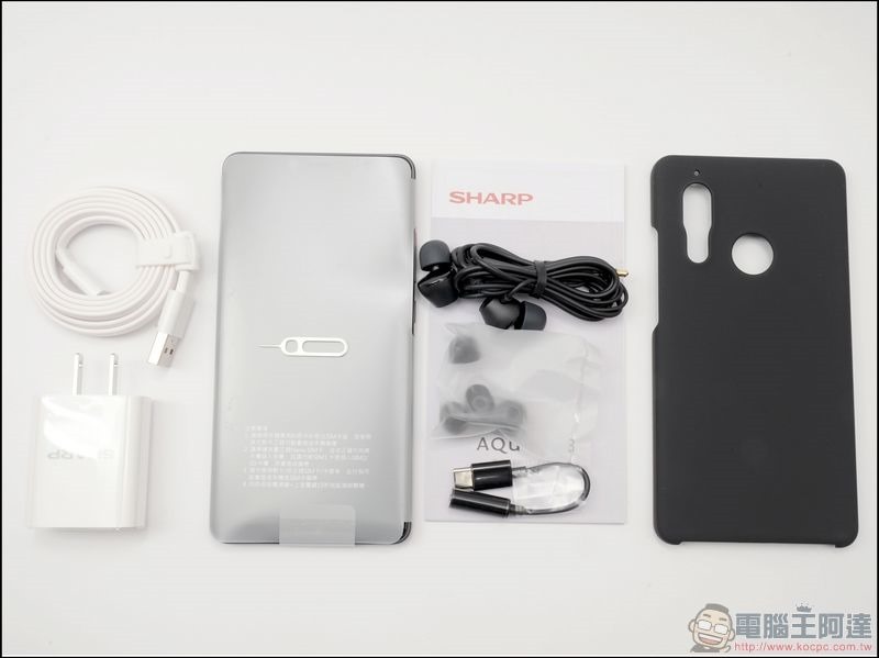 SHARP AQUOS S3 開箱 - 06 SHARP AQUOS S3 開箱 - 06