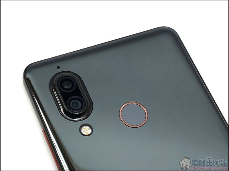 SHARP AQUOS S3 開箱 - 15 SHARP AQUOS S3 開箱 - 15