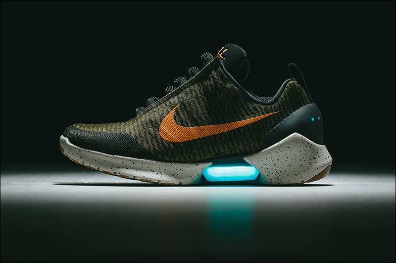 Nike HyperAdapt 1.0 自動綁帶運動鞋推出全新配色,售價 22,500 元 - 電腦王阿達 Nike HyperAdapt 1.0 自動綁帶運動鞋推出全新配色,售價 22,500 元 - 電腦王阿達