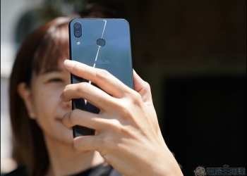 ASUS ZenFone 5 開箱 、評測、評價 全面導入AI人工智慧雙鏡頭超值旗艦 - 電腦王阿達