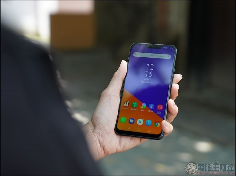 ASUS ZenFone 5 開箱 - 25 ASUS ZenFone 5 開箱 - 25