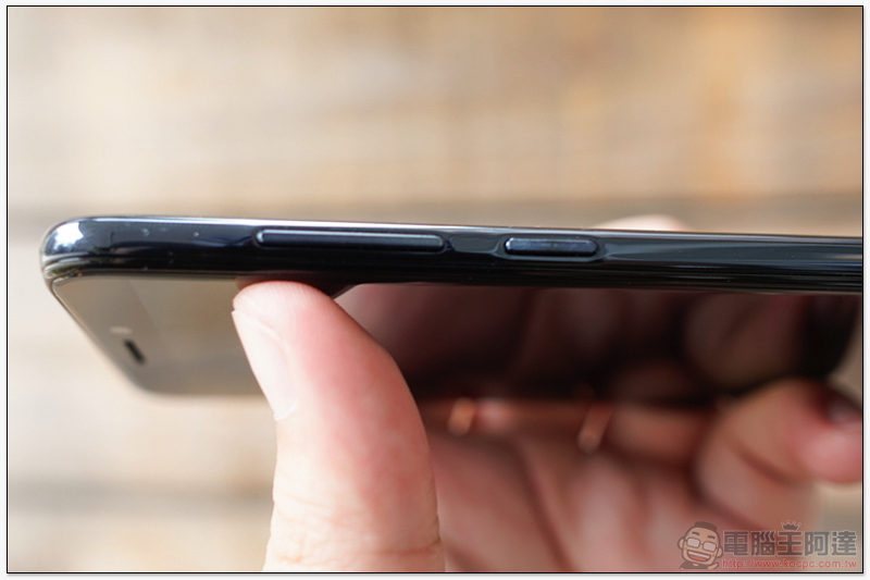 水漾 HTC Desire 12 在台預購開始，滿足你對全螢幕的「渴望」 - 電腦王阿達